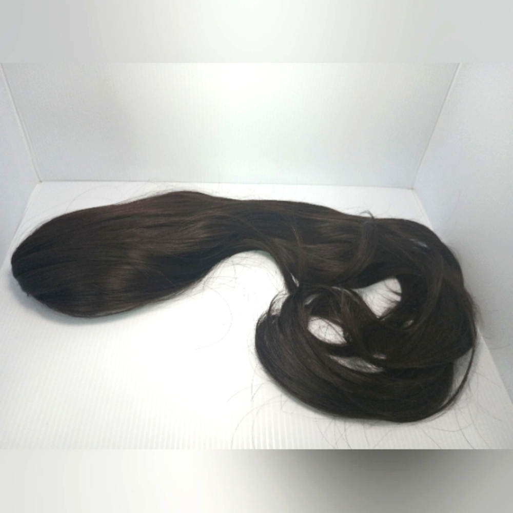 SYNETHETIC Drawstring Ponytail Clip In Extensions. Dark Brown. 160g 26 inches